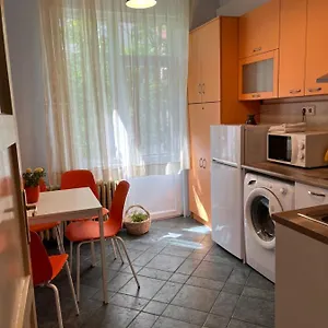 113 In With 2br And 2 Full Bath Sofia